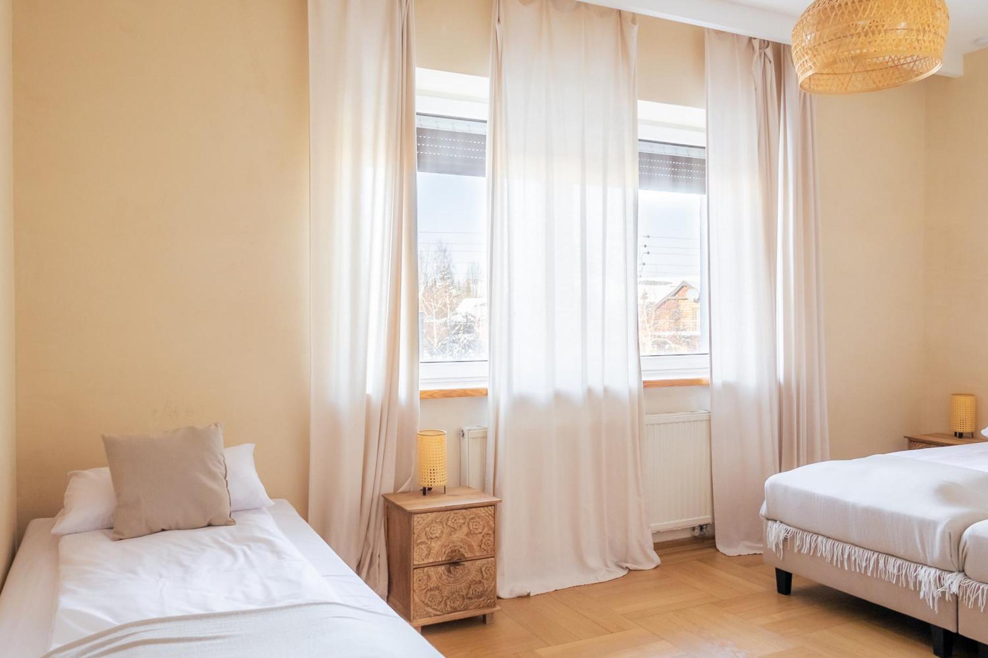 Gasthuis Blisshouse Luxurious Calm And Energetic Spot Near By Surrounded By The Forest Where Will Find Your Peace And Your People