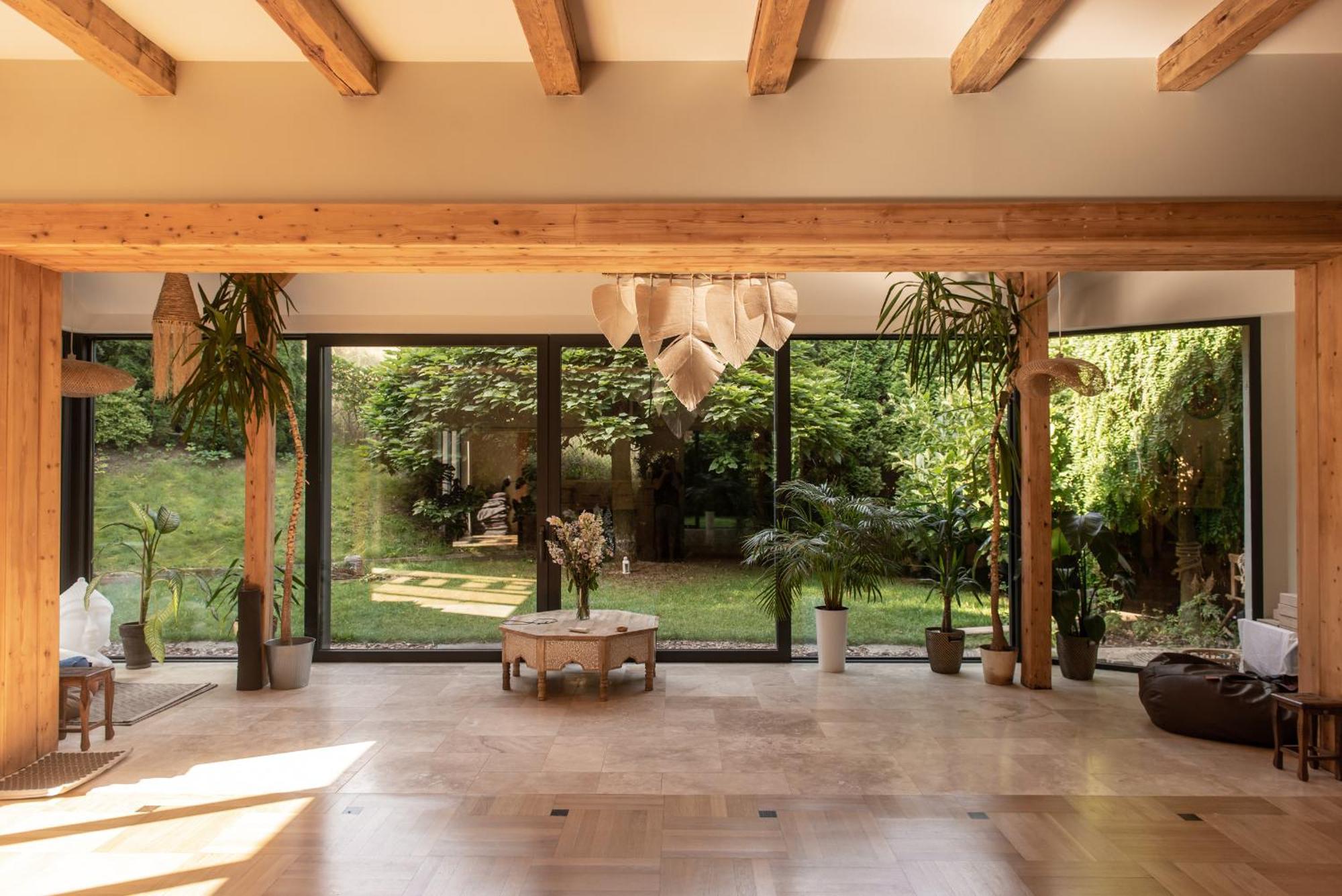Blisshouse Luxurious Calm And Energetic Spot Near By Surrounded By The Forest Where Will Find Your Peace And Your People Gasthuis Krakau