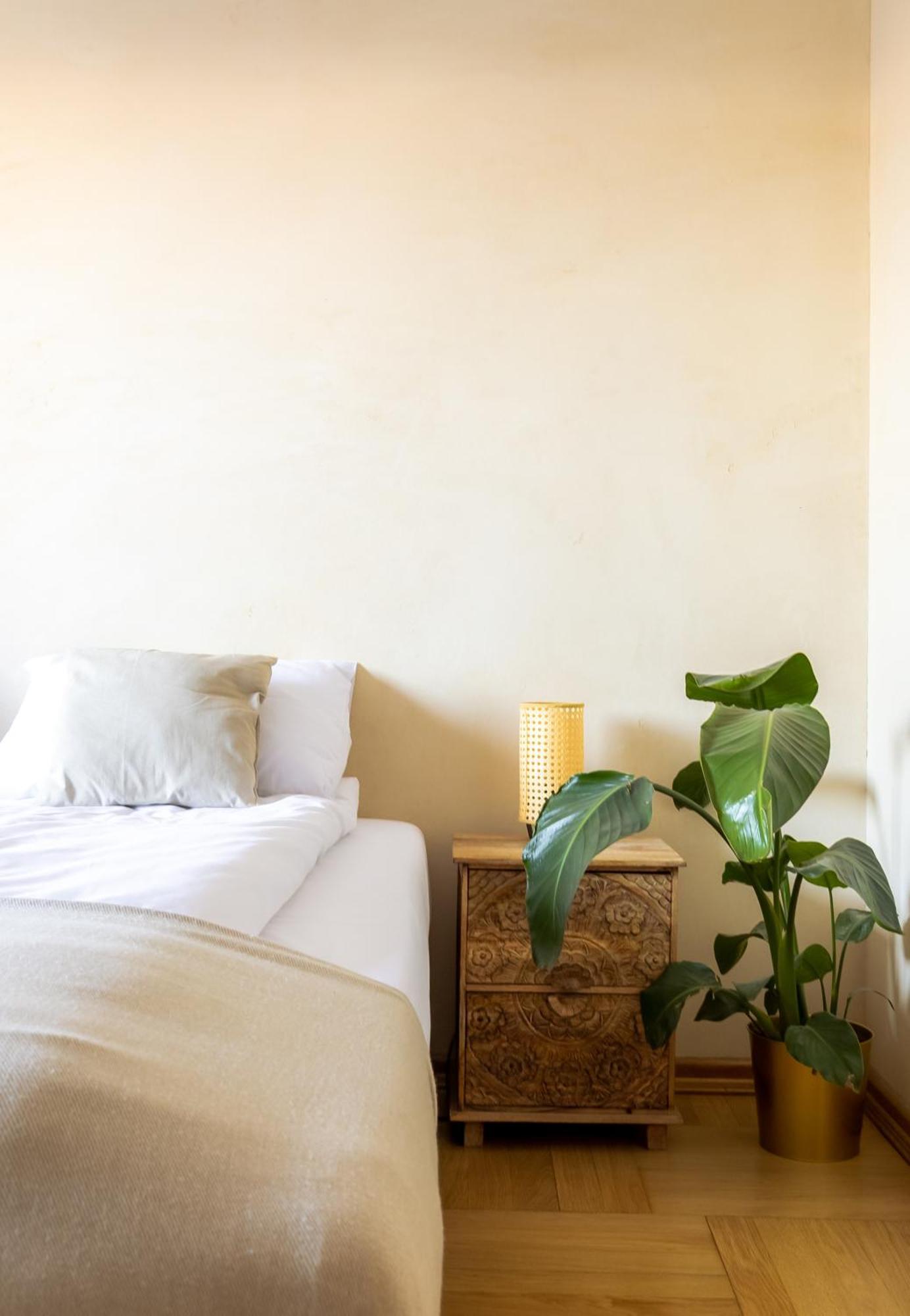 Blisshouse Luxurious Calm And Energetic Spot Near By Surrounded By The Forest Where Will Find Your Peace And Your People Gasthof *