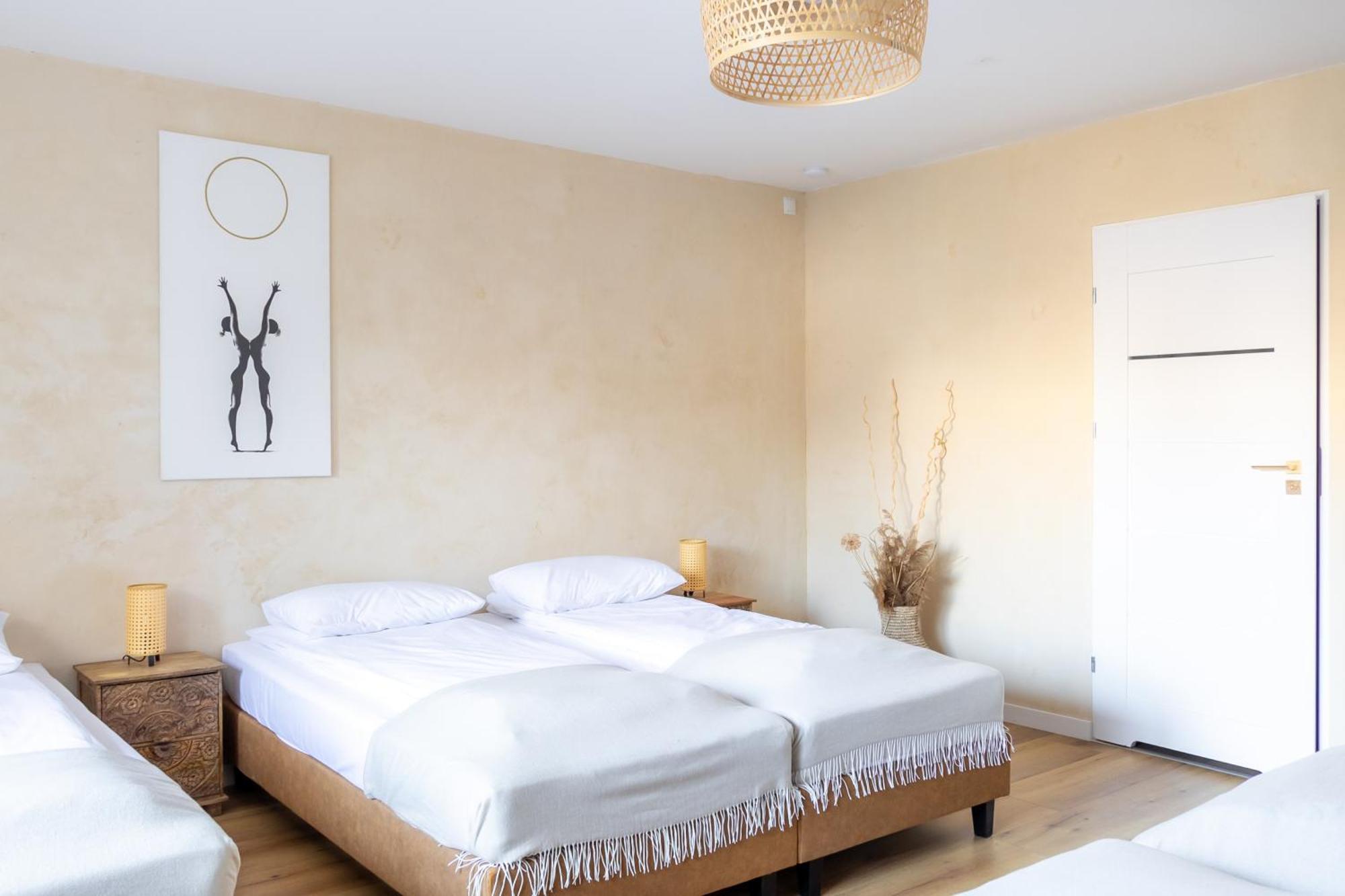 Blisshouse Luxurious Calm And Energetic Spot Near By Surrounded By The Forest Where Will Find Your Peace And Your People *