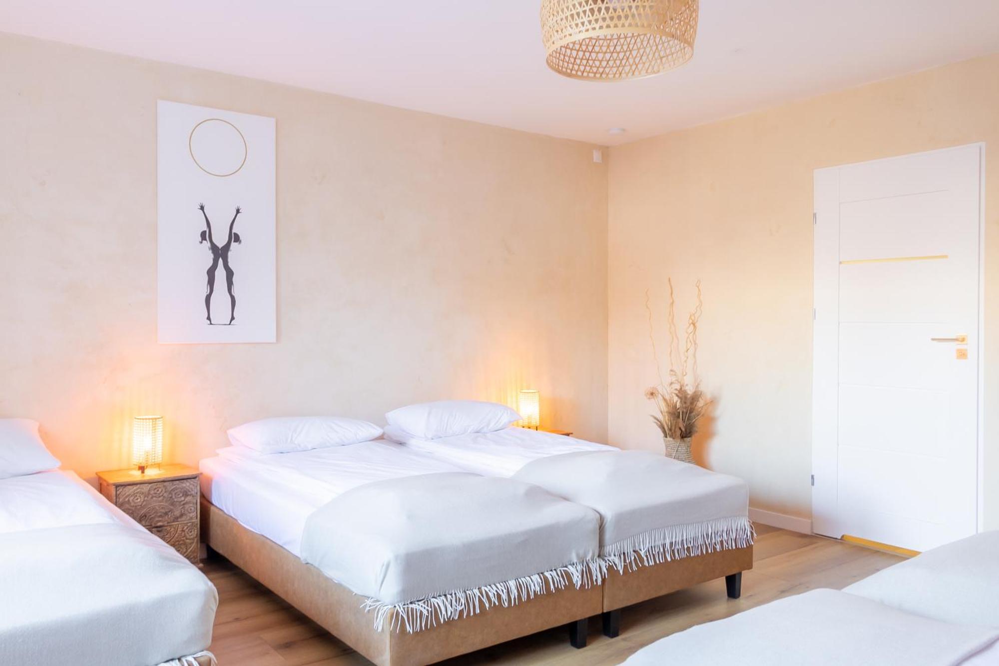 Blisshouse Luxurious Calm And Energetic Spot Near By Surrounded By The Forest Where Will Find Your Peace And Your People Gasthof Krakau